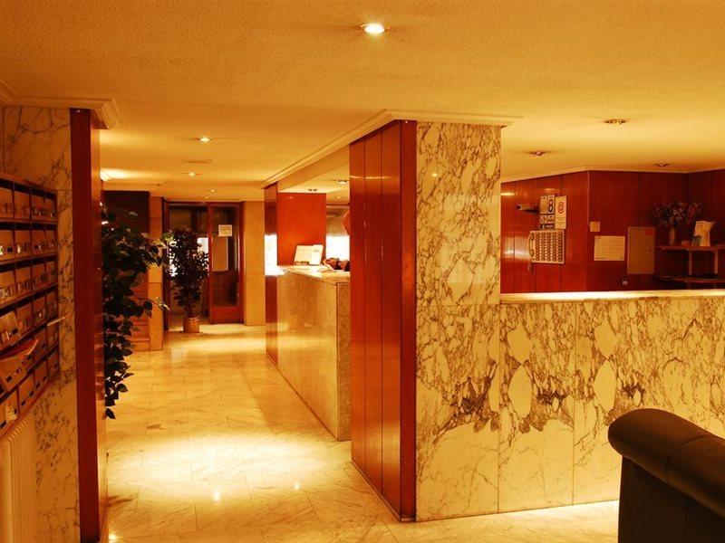 Apartamentos Goya 75 Madrid Exteriör bild