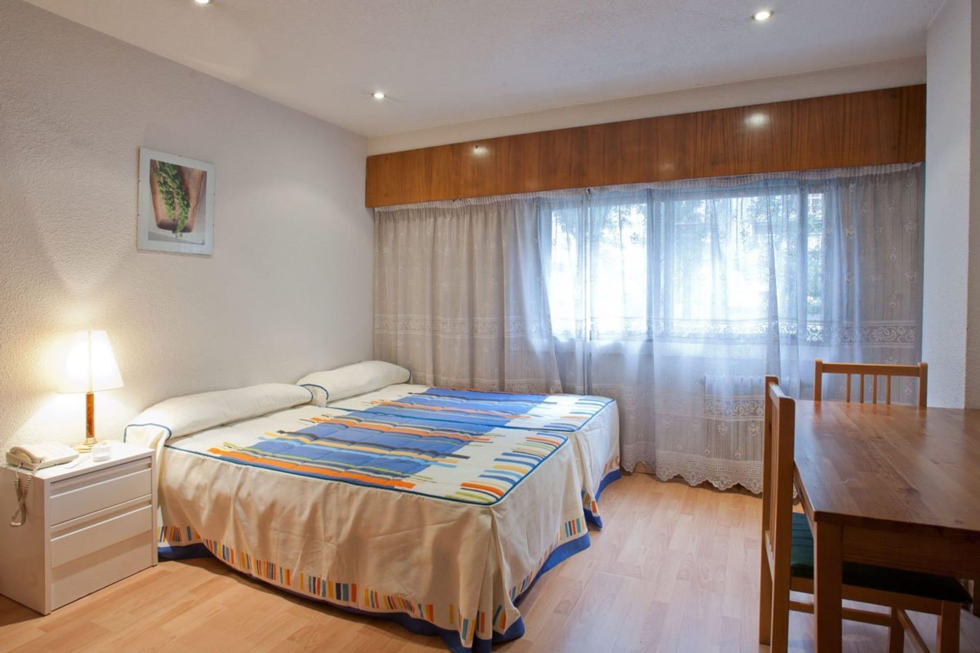 Apartamentos Goya 75 Madrid Exteriör bild