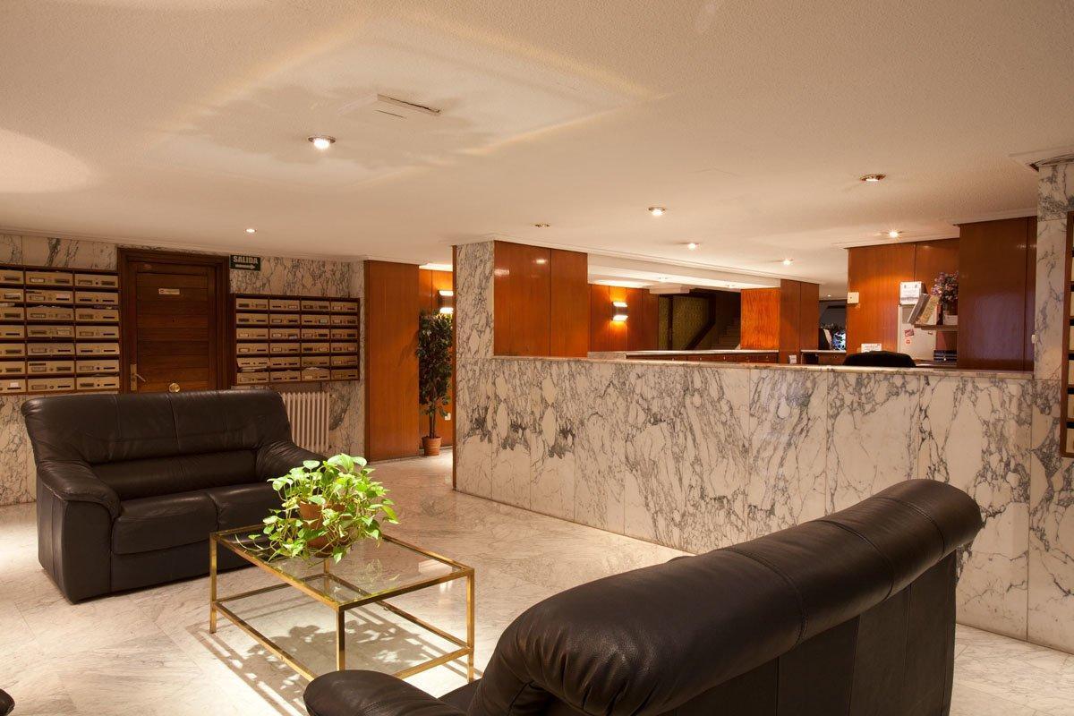 Apartamentos Goya 75 Madrid Exteriör bild