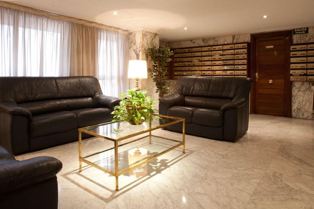 Apartamentos Goya 75 Madrid Exteriör bild