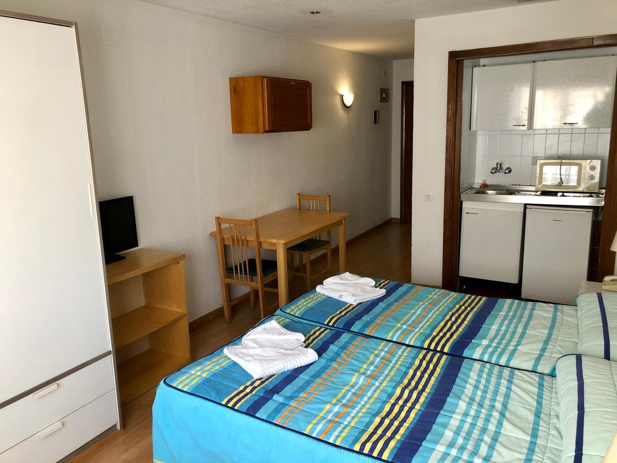 Apartamentos Goya 75 Madrid Exteriör bild