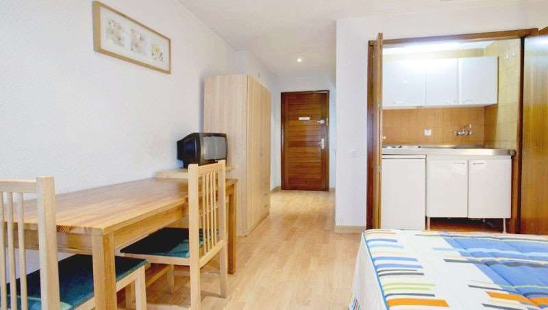 Apartamentos Goya 75 Madrid Rum bild