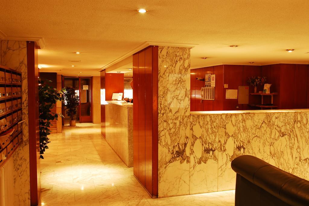 Apartamentos Goya 75 Madrid Exteriör bild